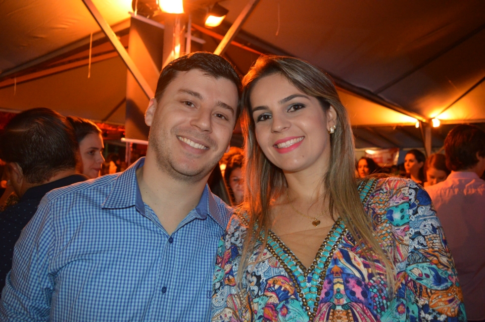 Veja quem marcou presença no show do Jads e Jadson Veja quem marcou presença no show do Jads e Jadson