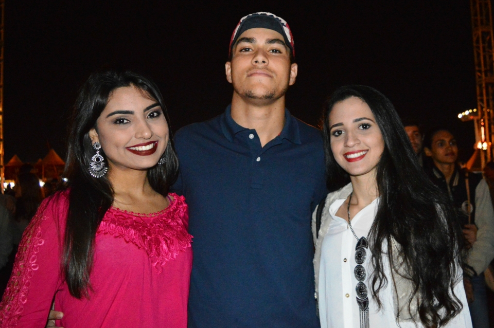 Veja quem marcou presença no show do Jads e Jadson Veja quem marcou presença no show do Jads e Jadson