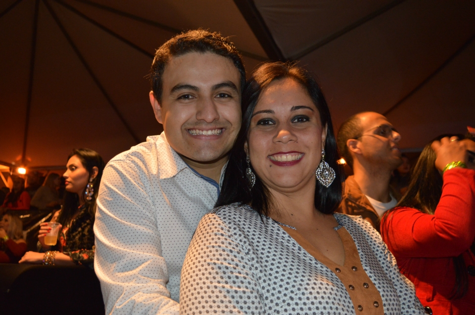 Veja quem marcou presença no show do Jads e Jadson Veja quem marcou presença no show do Jads e Jadson