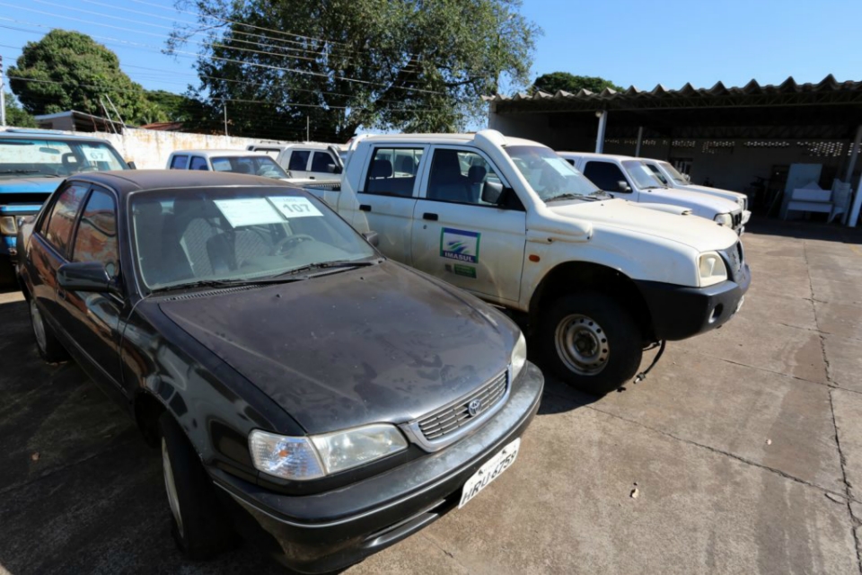 Governo do Estado leiloa 123 lotes de veículos com preços a partir de R$ 150