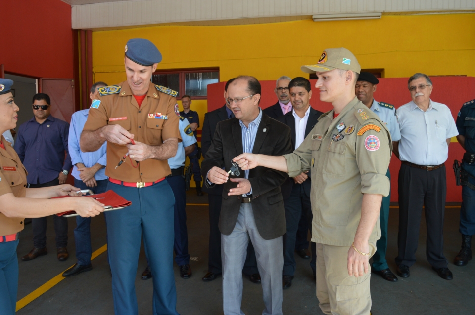Quartel recebe viaturas e novo grupamento fica para 2017
