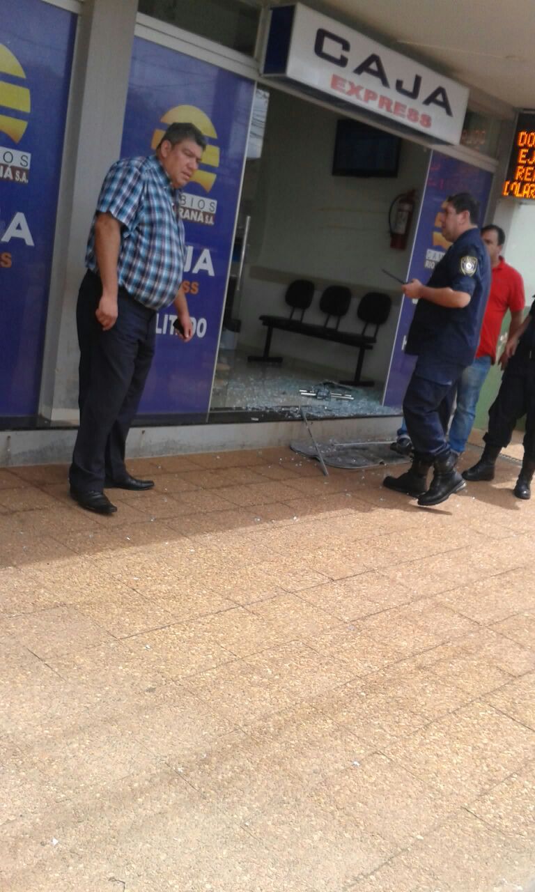 Bangue-bangue na região central de Pedro Juan deixa feridos Bangue-bangue na região central de Pedro Juan deixa feridos