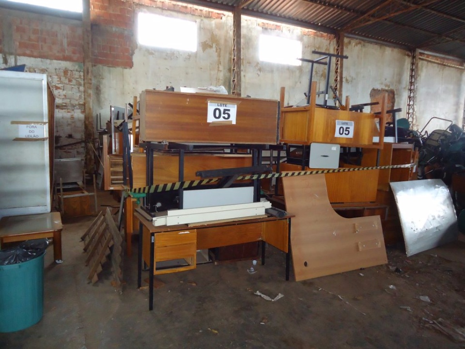 Governo leiloa 14 lotes de bens móveis no próximo dia 22 de março Governo leiloa 14 lotes de bens móveis no próximo dia 22 de março