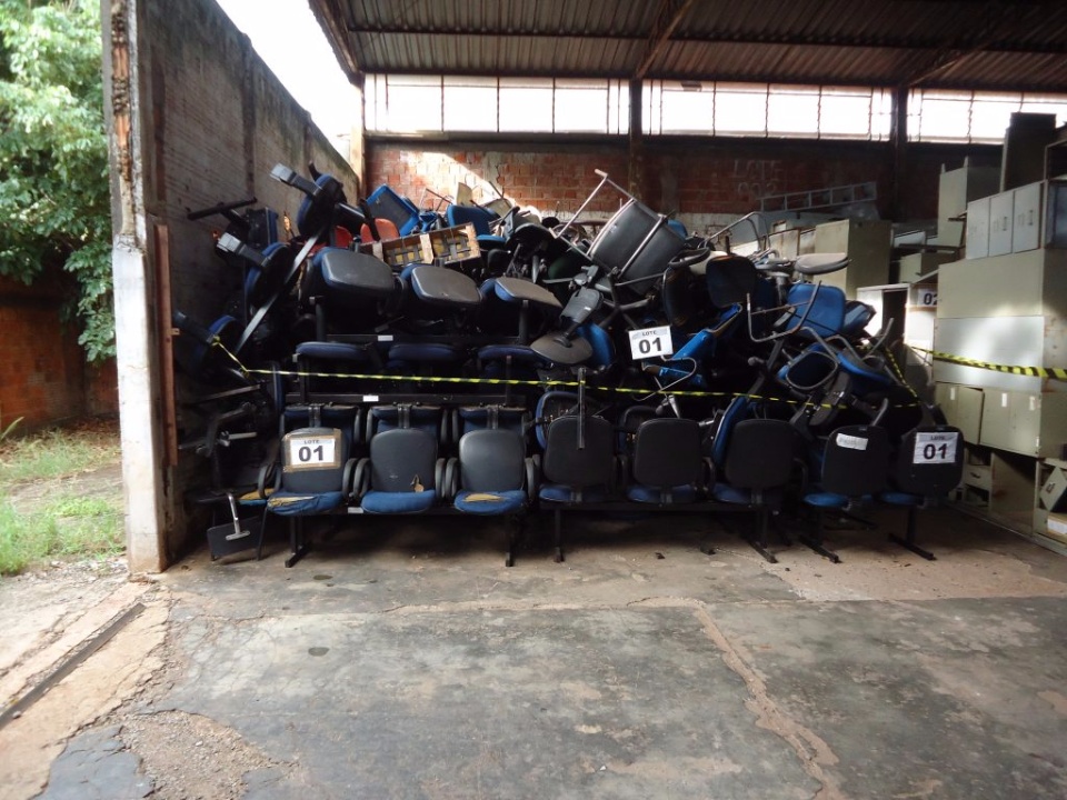 Governo leiloa 14 lotes de bens móveis no próximo dia 22 de março Governo leiloa 14 lotes de bens móveis no próximo dia 22 de março