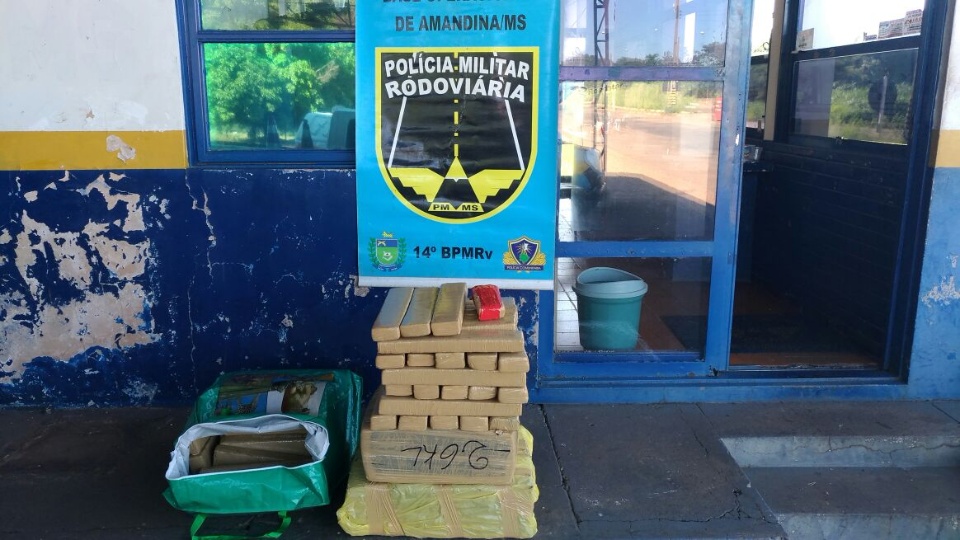 PRE apreende 147 quilos de maconha em Ivinhema