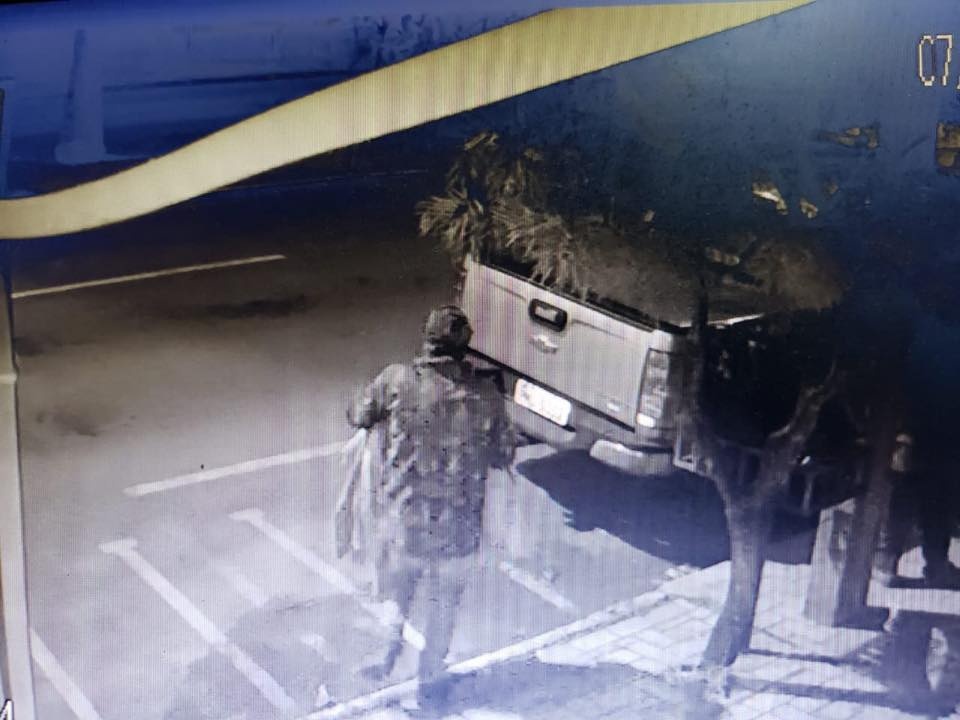 Assaltantes explodem agência da Caixa Econômica e Banco do Brasil em Chapadão do Sul Assaltantes explodem agência da Caixa Econômica e Banco do Brasil em Chapadão do Sul