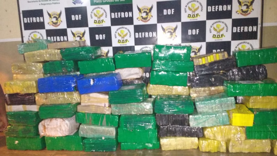 DOF totaliza quase 4 toneladas de maconha apreendida em veículo na MS-180 DOF totaliza quase 4 toneladas de maconha apreendida em veículo na MS-180