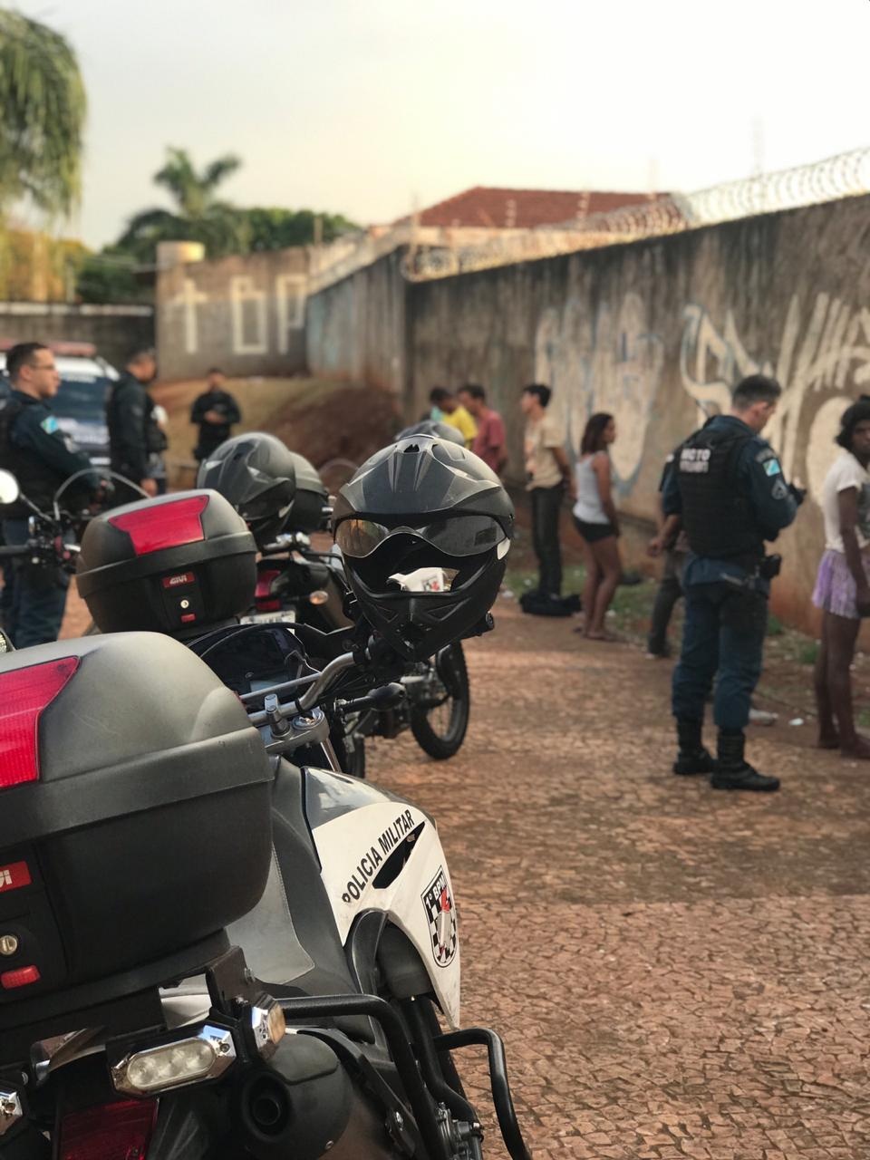 Polícia Militar e Civil realizam operação contra o tráfico de drogas no centro Polícia Militar e Civil realizam operação contra o tráfico de drogas no centro