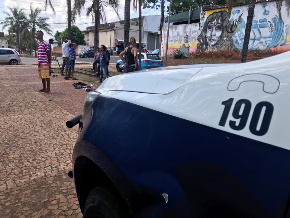 Polícia Militar e Civil realizam operação contra o tráfico de drogas no centro Polícia Militar e Civil realizam operação contra o tráfico de drogas no centro