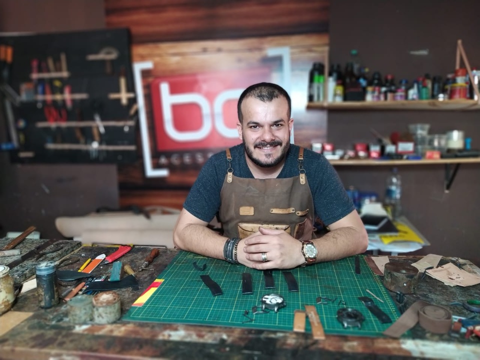 Acessórios exclusivos de marca da Capital são objetos de desejo de grandes nomes do sertanejo