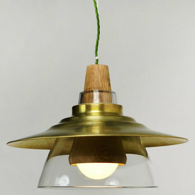 Designer faz luminárias a partir do movimento de rotação, conheça