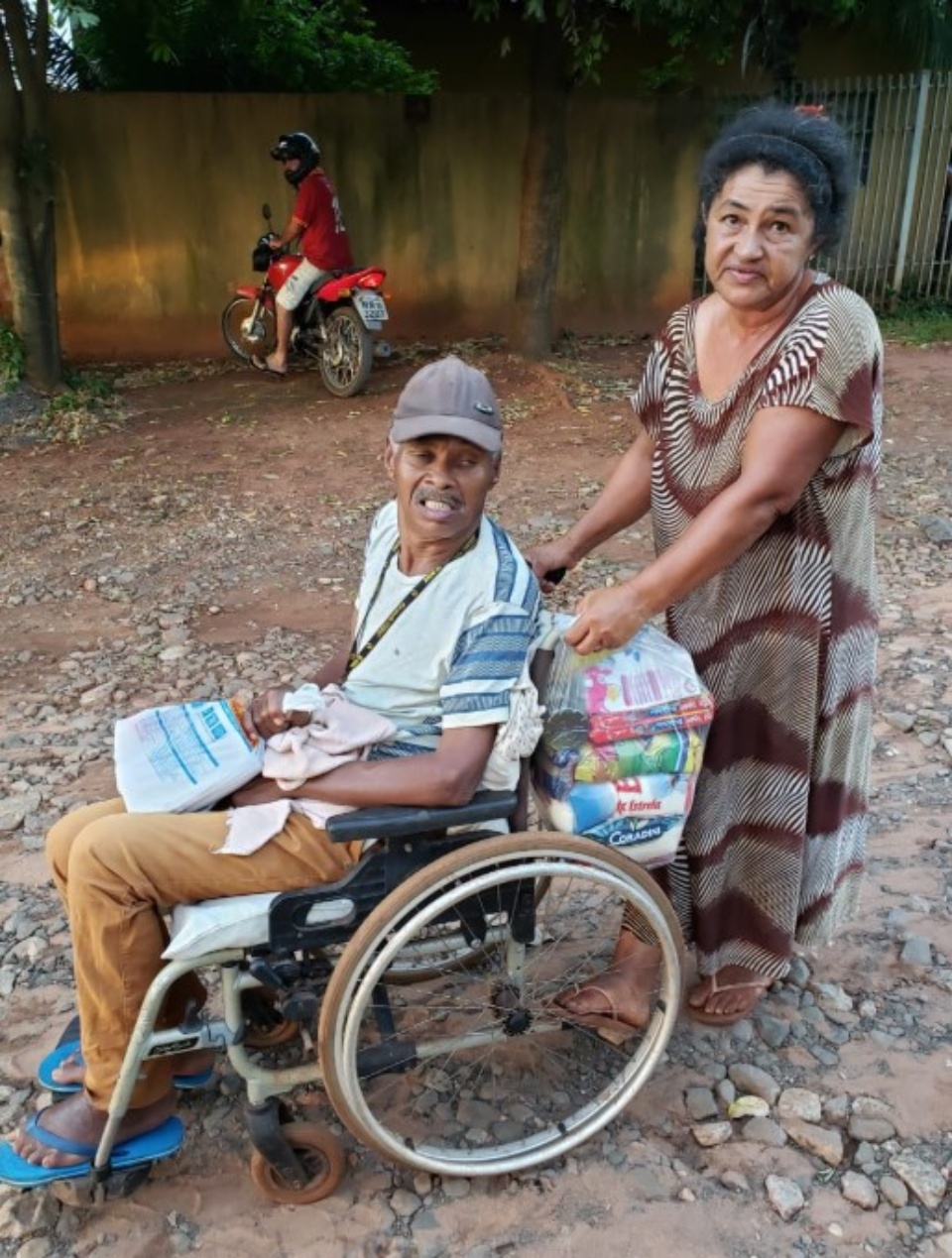Igreja El Shaddai se mobiliza e entrega mais de mil cestas básicas para famílias carentes