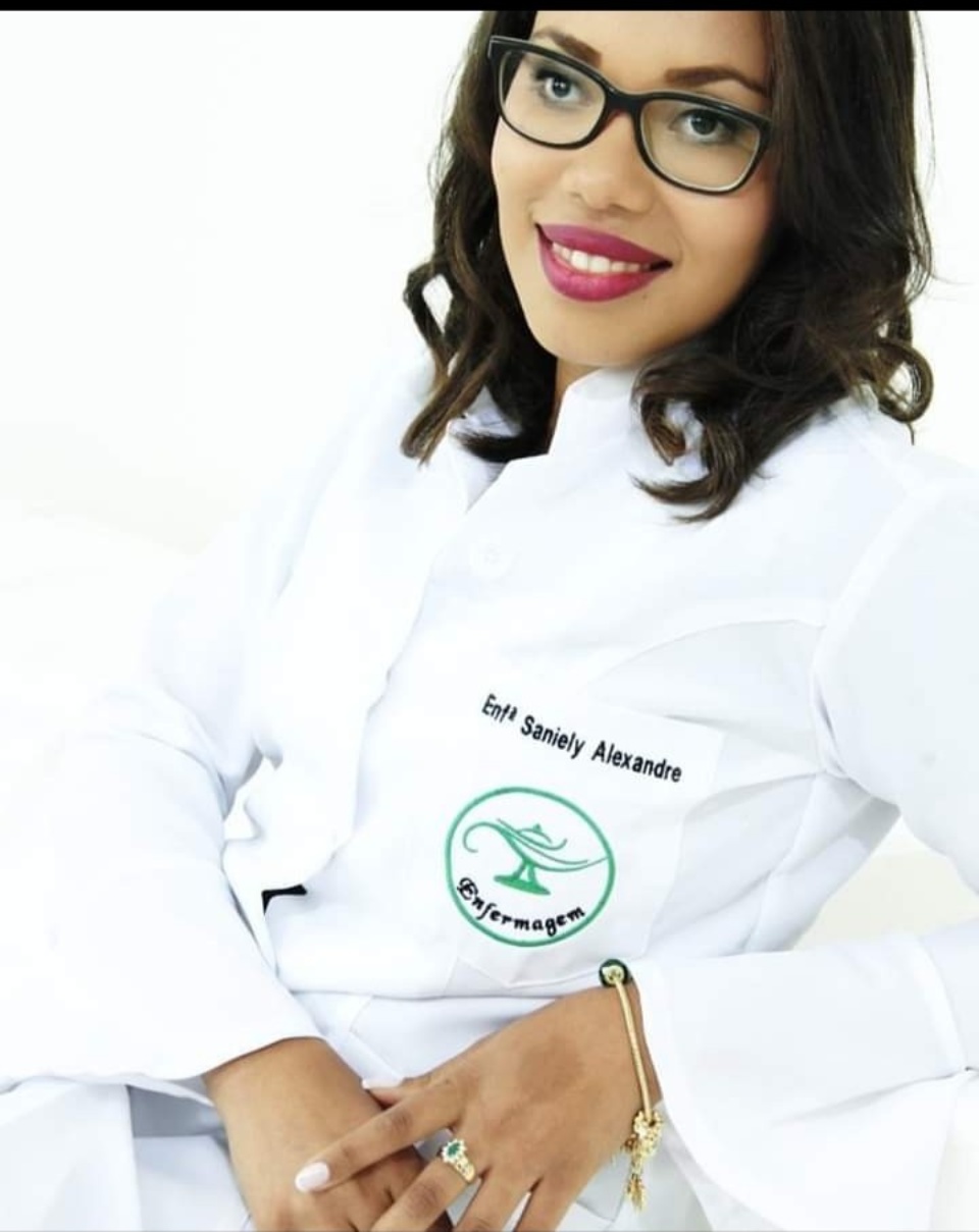 Heroínas da enfermagem doam-se aos pacientes durante a pandemia