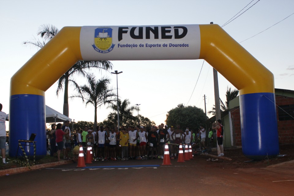 Baiana e paulista vencem 2ª meia maratona Baiana e paulista vencem 2ª meia maratona