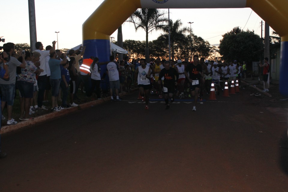 Baiana e paulista vencem 2ª meia maratona Baiana e paulista vencem 2ª meia maratona