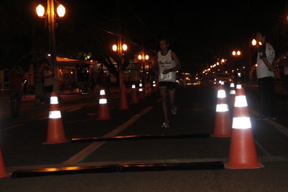 Baiana e paulista vencem 2ª meia maratona Baiana e paulista vencem 2ª meia maratona