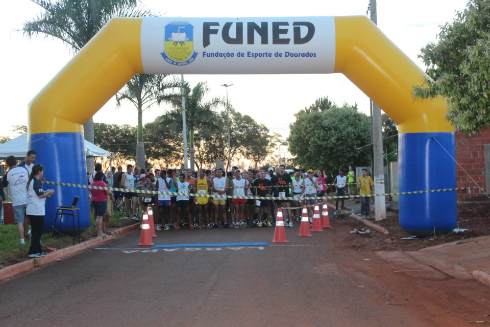 Baiana e paulista vencem 2ª meia maratona Baiana e paulista vencem 2ª meia maratona