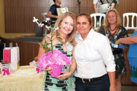1ª CHÁ DAS ROSAS na Associação dos Oficiais/MS