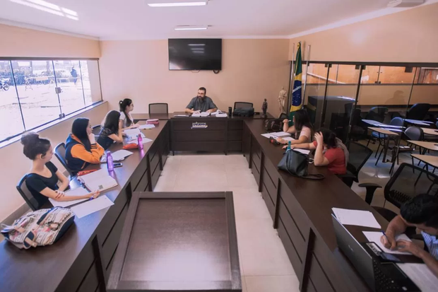 Enade comprova que curso de Direto da UNIGRAN é o melhor do Estado Enade comprova que curso de Direto da UNIGRAN é o melhor do Estado
