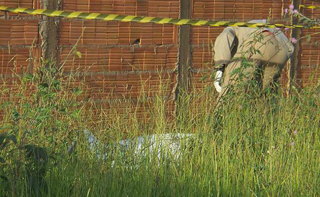 Jovem é assassinado no jardim Uirapuru, na Capital Foto: Arlindo Florentino