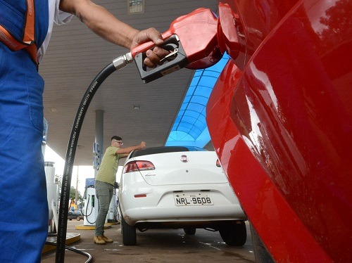 Combustíveis e o gás de cozinha foram os principais vilões da inflação que fechou ano passado com redução na Capital - Foto: Gerson Oliveira / Correio do Estado