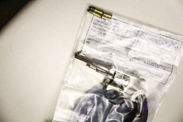 Em confronto com a polícia, suspeito de praticar furtos no Caiobá morre Em confronto com a polícia, suspeito de praticar furtos no Caiobá morre
