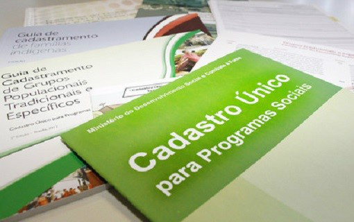 Cadastro único de programas sociais pode virar lei Cadastro único de programas sociais pode virar lei