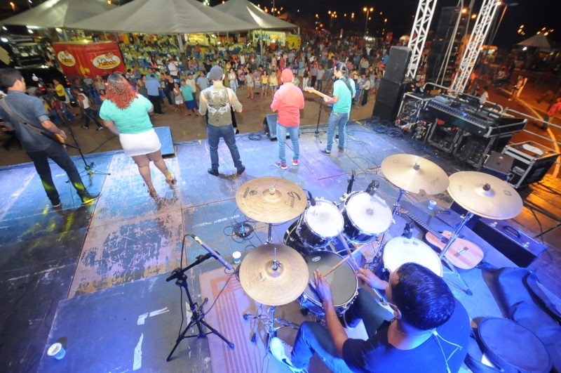 Cultura tem edital aberto para contratação de shows e ‘oficineiros’ Apresentações culturais têm sido diferencial dos eventos da Prefeitura e, agora, edital contempla a classe – Divulgação