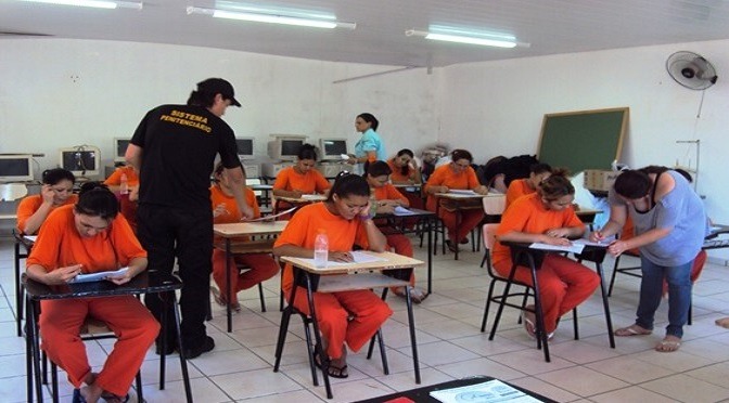 Mais de 2 mil custodiados da Agepen realizarão provas do Encceja Mais de 2 mil custodiados da Agepen realizarão provas do Encceja