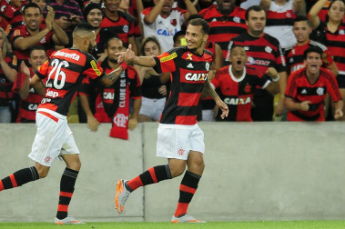 Alan Patrick abriu a vitória do Flamengo nesta quinta-feira
Foto: Dhavid Normando/Futura Press/Folhapress