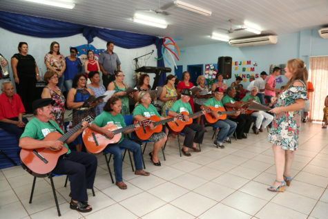 Bailes marcam o retorno das atividades nos CCIs de Dourados Secretária de Assistência Social Ledi Ferla abriu as atividades que teve apresentações culturais e o tradicional bailão – A. Frota