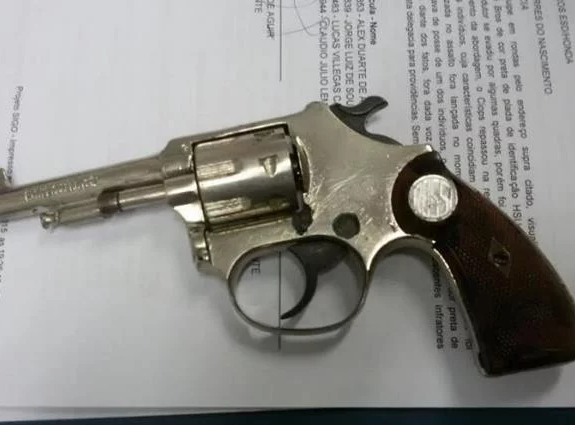 Jovem é preso tentando vingar a morte do pai alvejado ao lado da neta de 8 anos Foto Ilustrativa