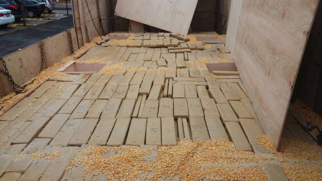 PRE faz segunda maior apreensão de maconha do ano na MS-276