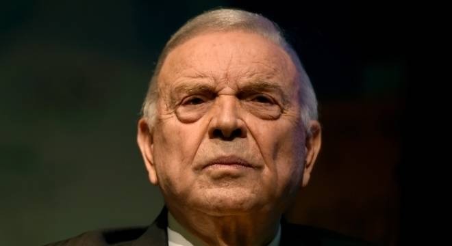 Sentença de Marin é marcada para 4 de abril; pena pode ser de 120 anos O ex-preisdente da CBF, José Maria Marin, pode ser condenado até 120 anos de prisão
Buda Mendes/Getty Images - 12.2.2015