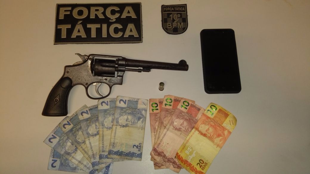 Três menores são apreendidos pela PM após roubo