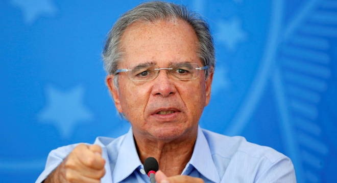 Paulo Guedes questiona capacidade de funcionalismo contribuir em meio a crise
Adriano Machado/Reuters 