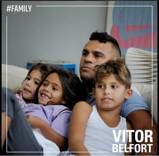 Veja quem são os atletas que dispensam baladas e mulheres para aproveitar a família Foto: Reprodução/Twitter