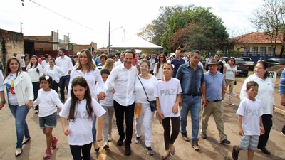 Caminhada pela paz no bairro Dom Antônio Barbosa reúne mais de 40 entidades