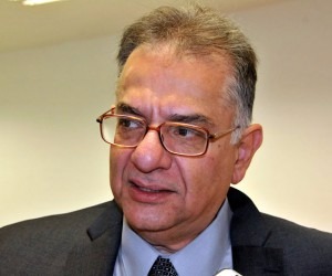 Nelson Tavares defende que recursos mal alocados sejam destinados à Santa Casa - Valdenir Rezende