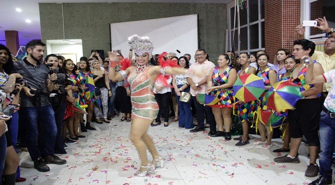 Governo anuncia recursos e mais segurança ao carnaval de Corumbá Governo anuncia recursos e mais segurança ao carnaval de Corumbá