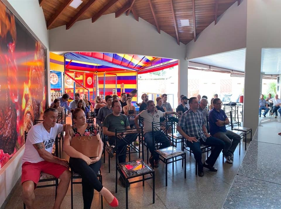 Vereador e comerciantes debatem corredor gastronômico da avenida Bom Pastor Divulgação