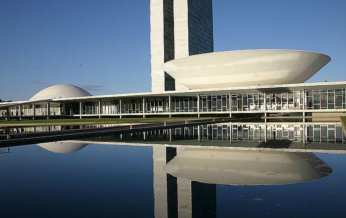 Reformas da Previdência e trabalhista devem movimentar a Câmara nesta semana Foto: Carlos Terrana