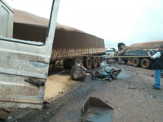 Identificada vítima fatal de acidente próximo a Itahum Acidente deixou uma vítima fatal (Foto:Adriano Moreto)