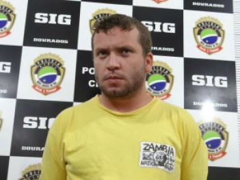 Acusado de roubo na Weimar é preso pelo SIG Carlos foi preso na manhã de quarta
Foto: Osvaldo Duarte