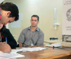 Consulte seu local de votação e saiba como votar em trânsito No dia das eleições, serão disponibilizadas seções especiais para o voto em trânsito
(Foto: Divulgação)