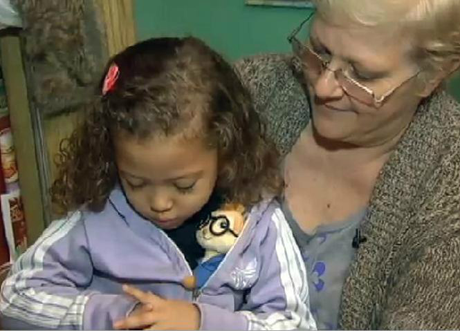 Garotinha sai para tratar de anemia e volta de hospital com dedinho amputado Foto: Reprodução