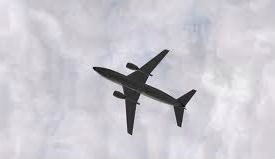 Passageiros com destino a Dourados esperam voo por mais de três horas dentro do avião Passageiros com destino a Dourados esperam voo por mais de três horas dentro do avião