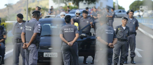 PMs envolvidos em aquartelamento serão demitidos no ES Tânia Rêgo/Agência Brasil