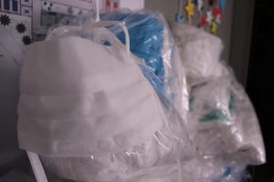 SESAU recebe doação de 3 mil máscaras do Sindicado dos Médicos e APAE SESAU recebe doação de 3 mil máscaras do Sindicado dos Médicos e APAE
