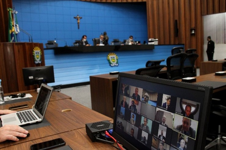 ALEMS garante recursos que já reforçam combate à Covid-19 nos municípios Deputados realizam sessões remotas e se mobilizaram para ajudar cidades de MS. Wagner Guimarães
